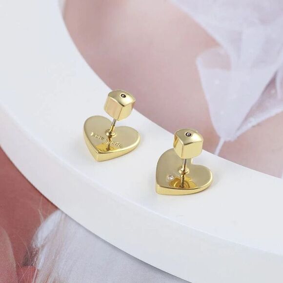 Kate Spade Folded Gold Heart Sud Earring’s - Picture 1 of 4